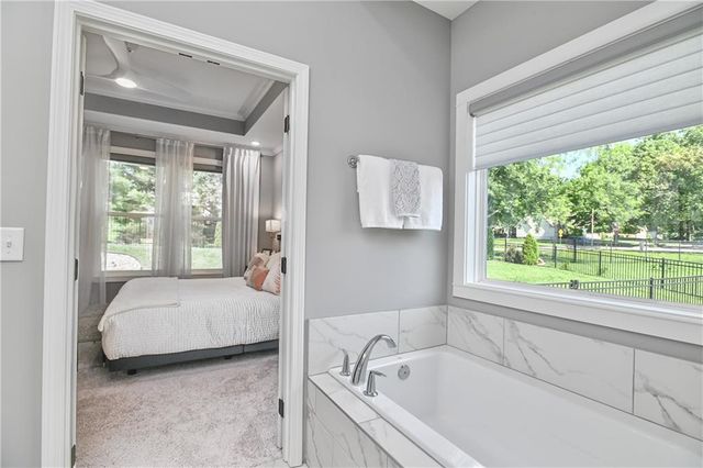 4404 SW Nautilus Place, Lee's Summit, MO 64082
