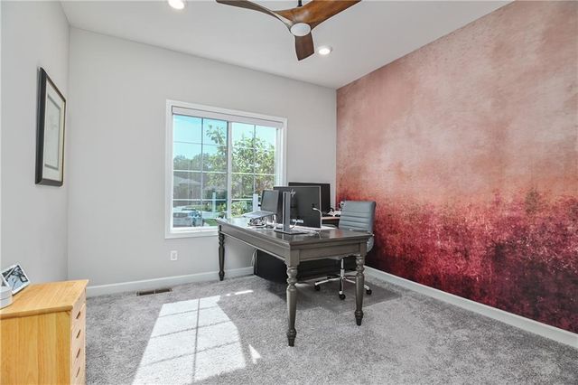 4404 SW Nautilus Place, Lee's Summit, MO 64082