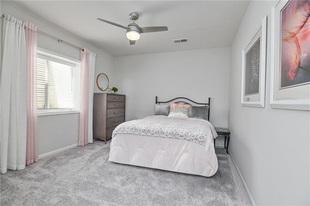 4404 SW Nautilus Place, Lee's Summit, MO 64082