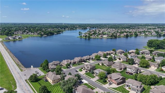 4404 SW Nautilus Place, Lee's Summit, MO 64082