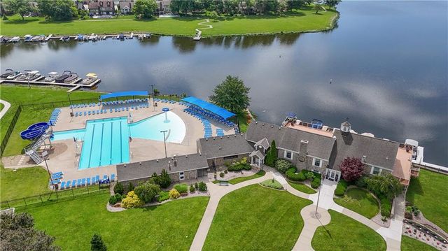 4404 SW Nautilus Place, Lee's Summit, MO 64082