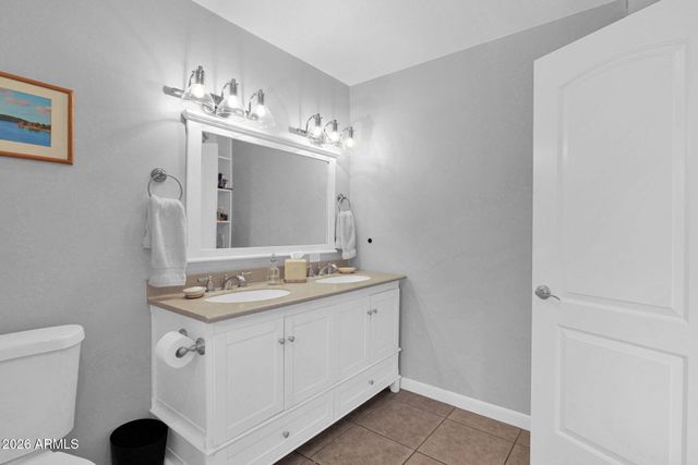 4826 E FAIRMOUNT Avenue, Phoenix, AZ 85018