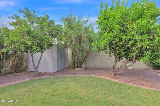 4826 E FAIRMOUNT Avenue, Phoenix, AZ 85018
