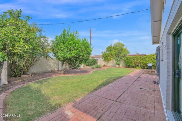 4826 E FAIRMOUNT Avenue, Phoenix, AZ 85018