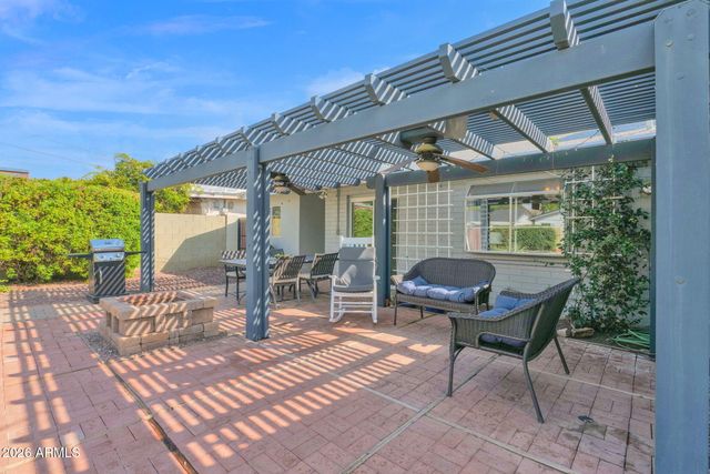 4826 E FAIRMOUNT Avenue, Phoenix, AZ 85018