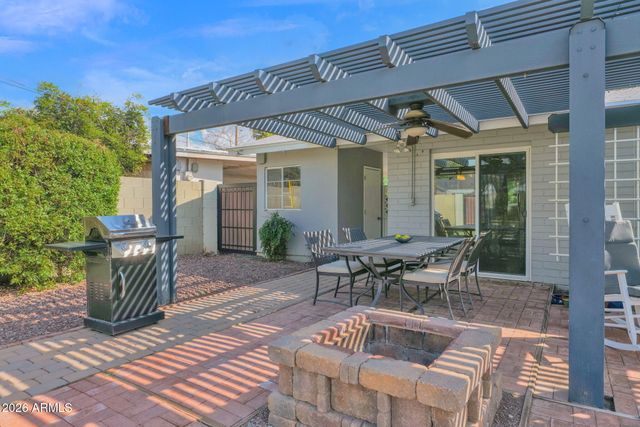 4826 E FAIRMOUNT Avenue, Phoenix, AZ 85018