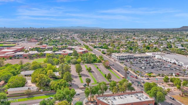 4826 E FAIRMOUNT Avenue, Phoenix, AZ 85018