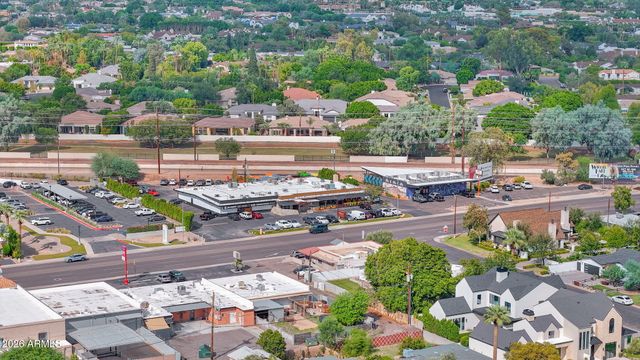 4826 E FAIRMOUNT Avenue, Phoenix, AZ 85018
