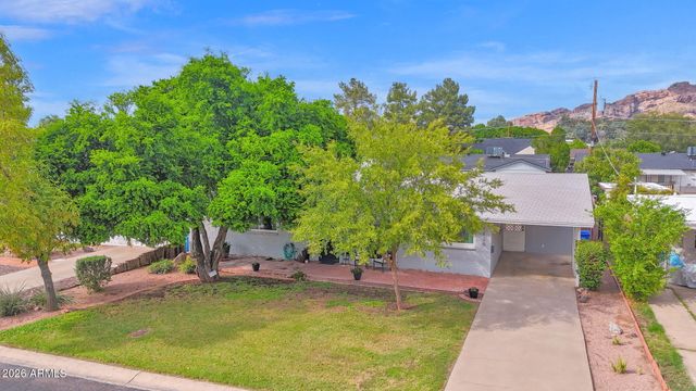 4826 E FAIRMOUNT Avenue, Phoenix, AZ 85018