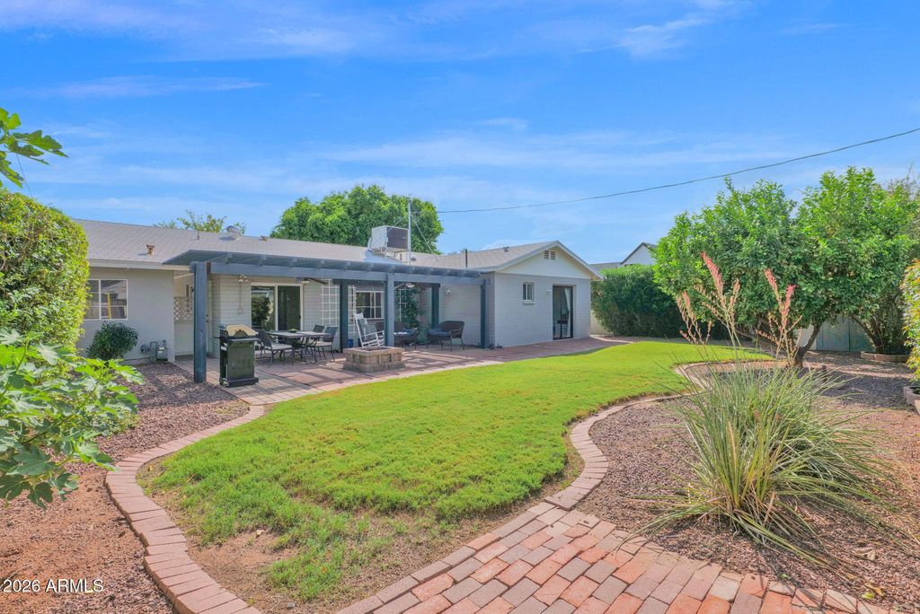 4826 E FAIRMOUNT Avenue, Phoenix, AZ 85018 — photo 4
