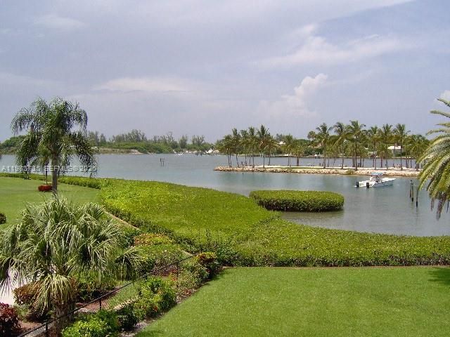 851 Saturn St D, Jupiter, FL 33477