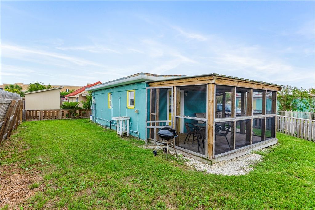 134 N Alister St 26, Port Aransas, TX 78373 — photo 3