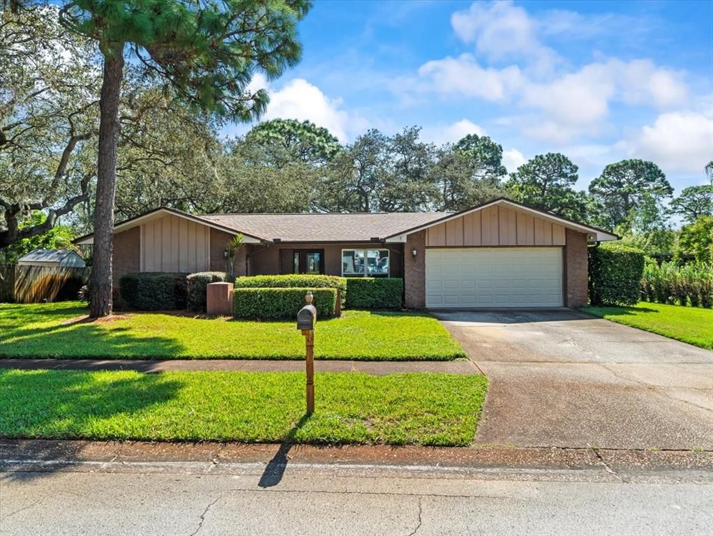 1402 SILVER OAK DRIVE, Tarpon Springs, FL 34689