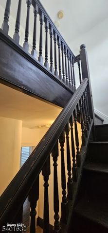 212 3Rd St, Newark City, NJ 07107