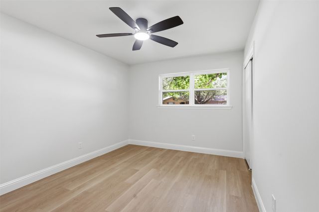 6113 Whitman Avenue, Fort Worth, TX 76133
