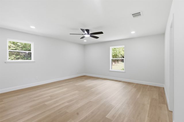 6113 Whitman Avenue, Fort Worth, TX 76133
