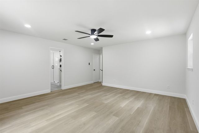 6113 Whitman Avenue, Fort Worth, TX 76133