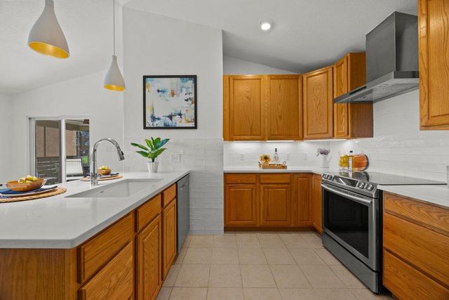 4802 Thunderbird, Lago Vista, TX 78645