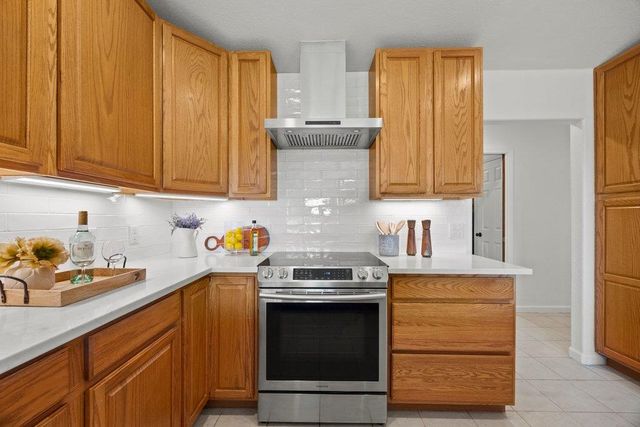 4802 Thunderbird, Lago Vista, TX 78645