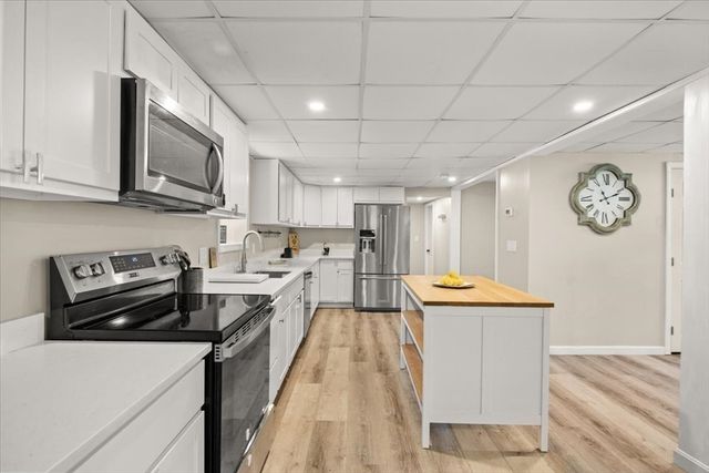 158 Bay State Cir, Hanson, MA 02341