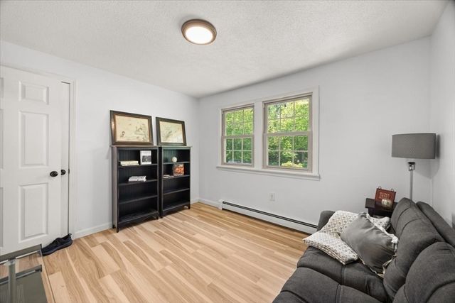 158 Bay State Cir, Hanson, MA 02341