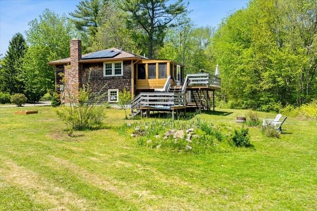 158 Bay State Cir, Hanson, MA 02341