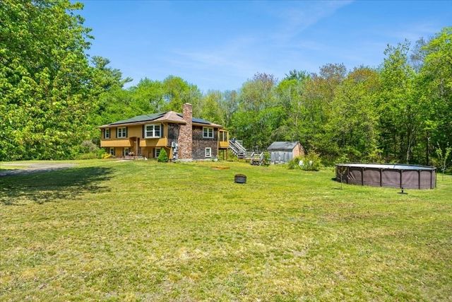 158 Bay State Cir, Hanson, MA 02341