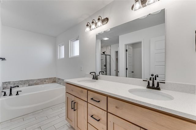 561 Stoneseed Street, Centerton, AR 72719