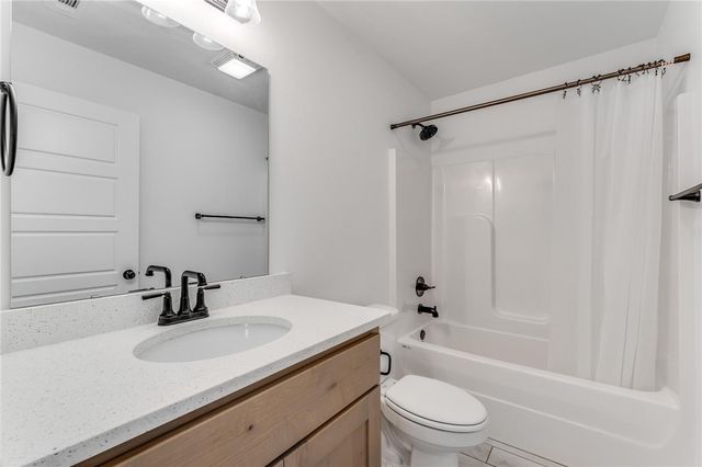 561 Stoneseed Street, Centerton, AR 72719