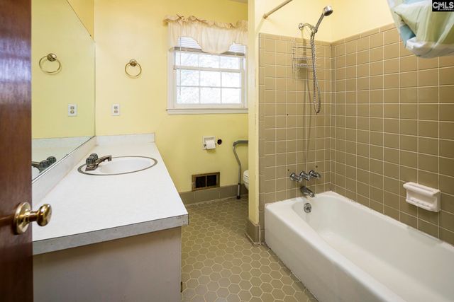 190 Saint Mark Drive, West Columbia, SC 29170