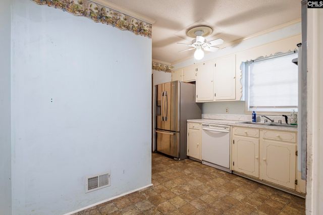 190 Saint Mark Drive, West Columbia, SC 29170