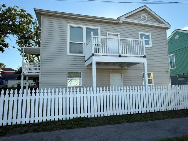 1913 30th Street, Galveston, TX 77550