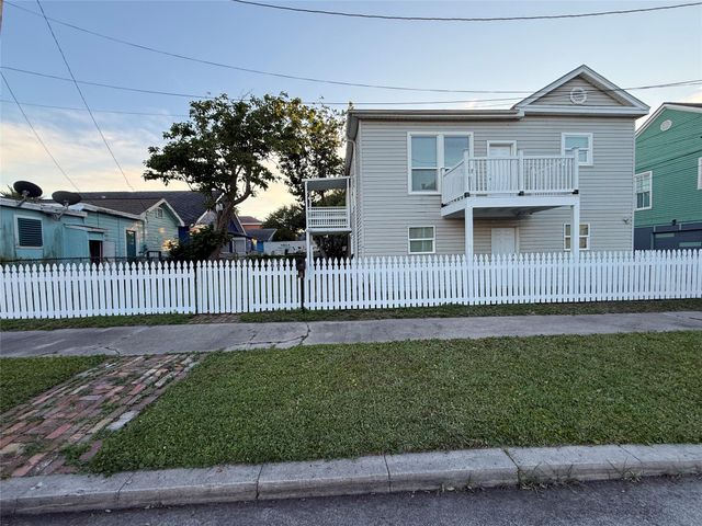 1913 30th Street, Galveston, TX 77550