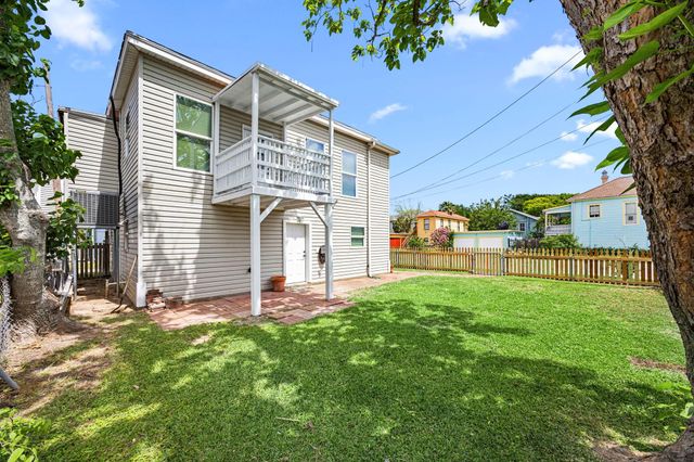 1913 30th Street, Galveston, TX 77550