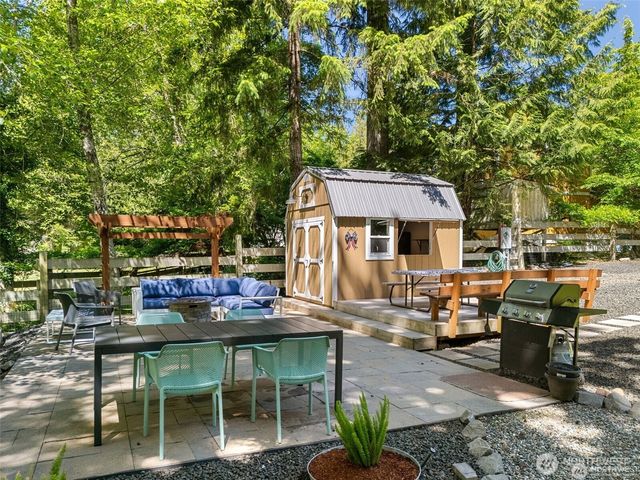 170 E Pickering Drive, Shelton, WA 98584