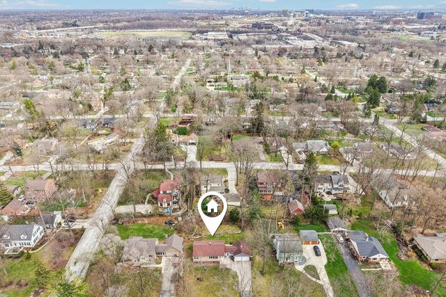 1418 N 123rd STREET, Wauwatosa, WI 53226