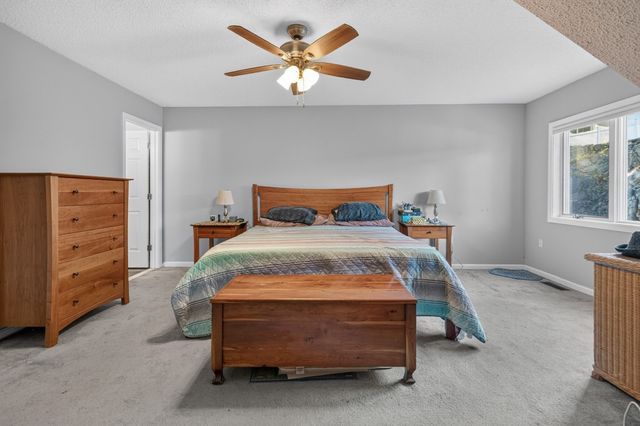 18 Indian Hill Lane 18, Salem, MA 01970