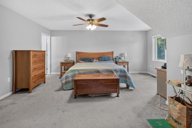 18 Indian Hill Lane 18, Salem, MA 01970
