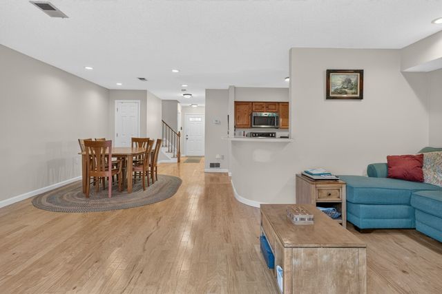 18 Indian Hill Lane 18, Salem, MA 01970
