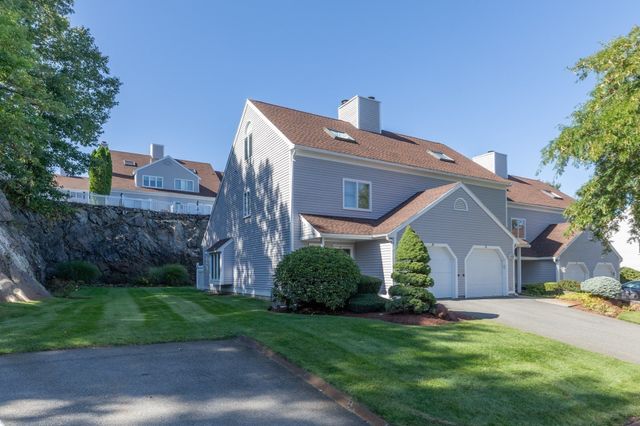 18 Indian Hill Lane 18, Salem, MA 01970