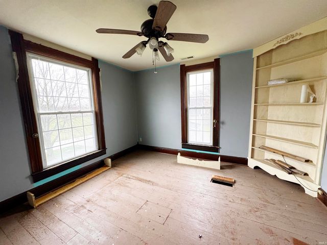 409 E 2nd Street, Otterbein, IN 47970