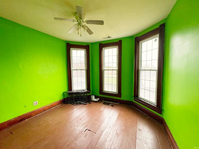 409 E 2nd Street, Otterbein, IN 47970