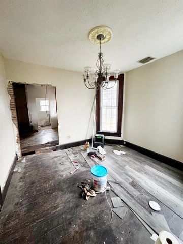 409 E 2nd Street, Otterbein, IN 47970