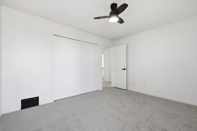 323 E 43rd Street, Minneapolis, MN 55409