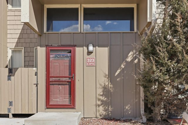 323 E 43rd Street, Minneapolis, MN 55409