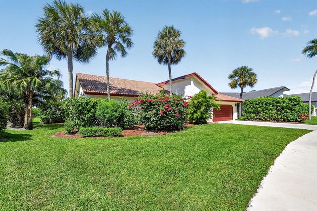 2400 SW 23rd Cranbrook Drive, Boynton Beach, FL 33436