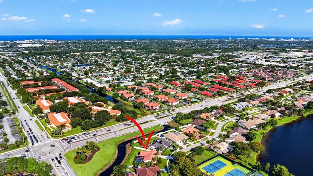 2400 SW 23rd Cranbrook Drive, Boynton Beach, FL 33436