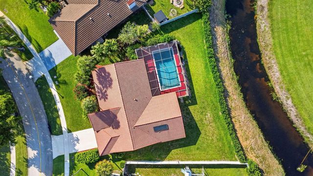 2400 SW 23rd Cranbrook Drive, Boynton Beach, FL 33436