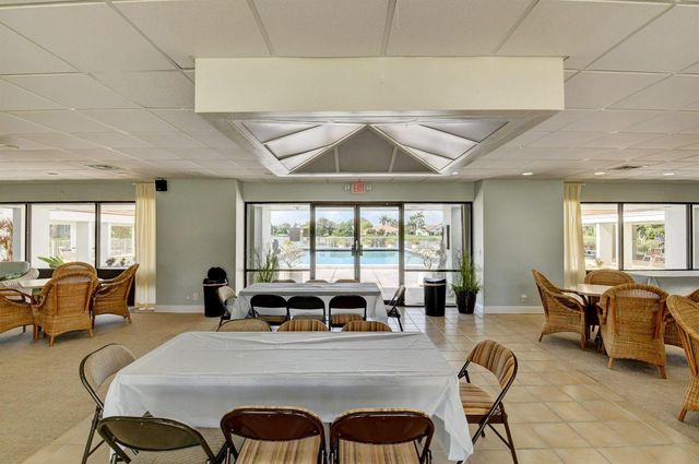2400 SW 23rd Cranbrook Drive, Boynton Beach, FL 33436
