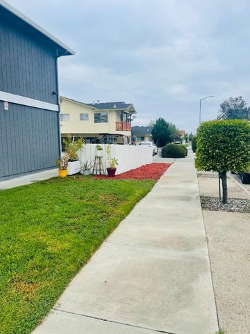 1590 Diablo Drive, Hollister, CA 95023